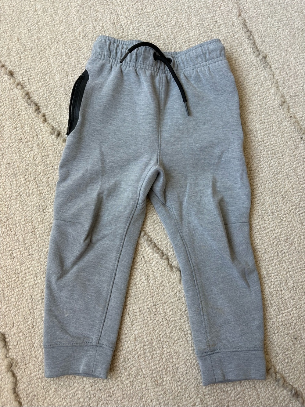 OLD NAVY | Light Gray Kids Jogger Pants with Black Drawstring - GUC